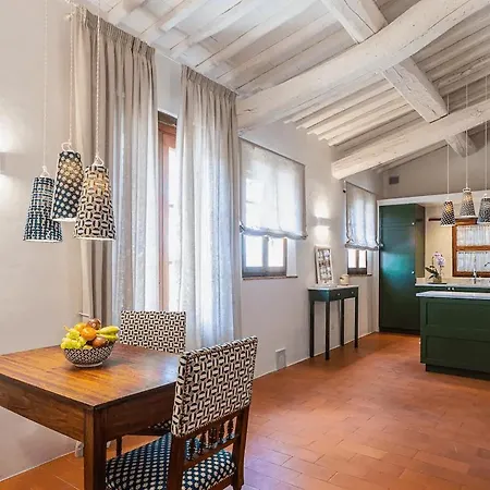 Casa All'erta Fine Aiola